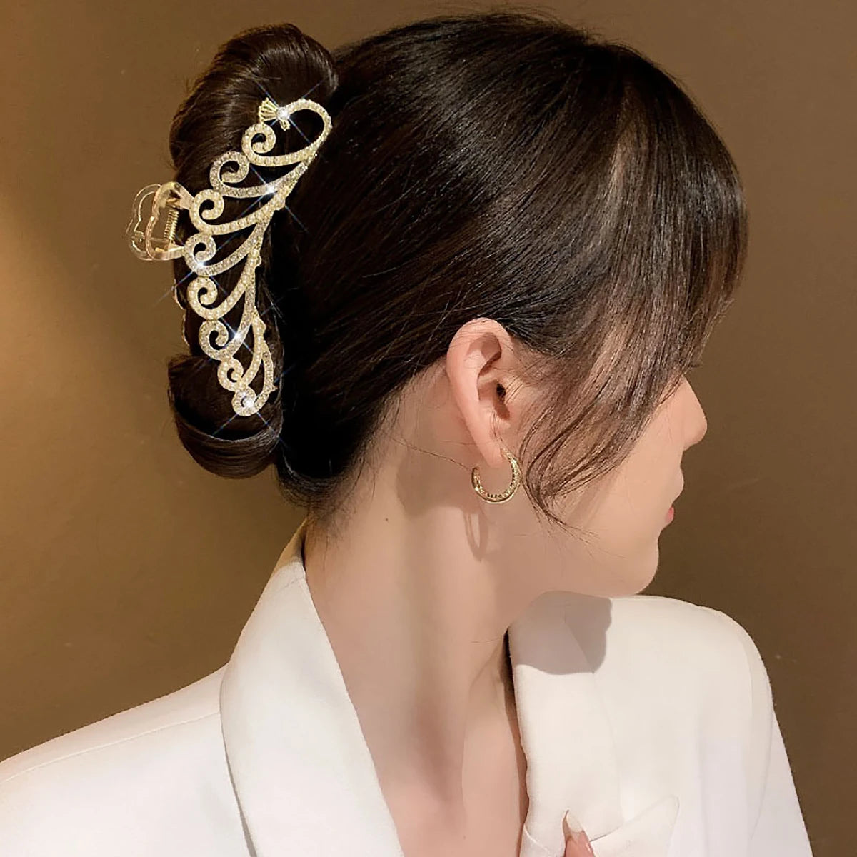 Elegant Gold Hollow Geometric Metal Hair Claw Vintage Hair Clips For Women Headband Hairpin Hair Crab Hair Accessories Gifts
